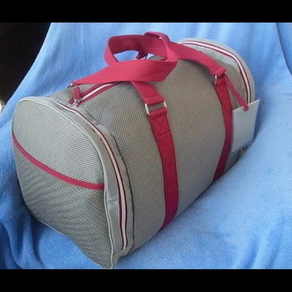 đź’ĄDolce & Gabbana Sport Gym Weekender Duffle Bag Dolce Parfum Promotional Item - Picture 2 of 5